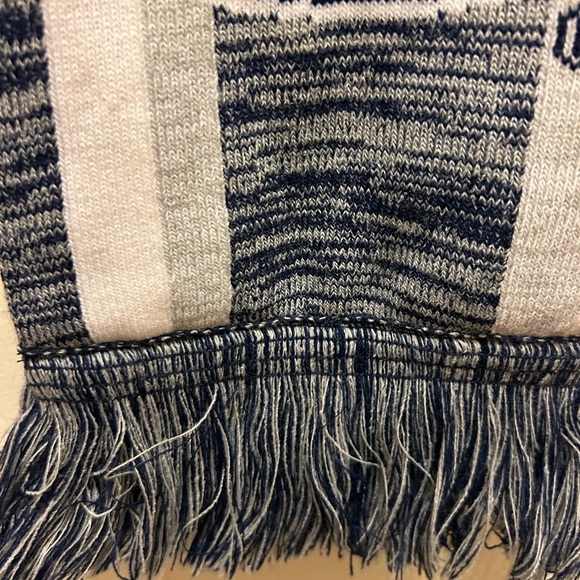 Penn State Blue, White & Gray Fringe Scarf NWT! - Picture 13 of 14